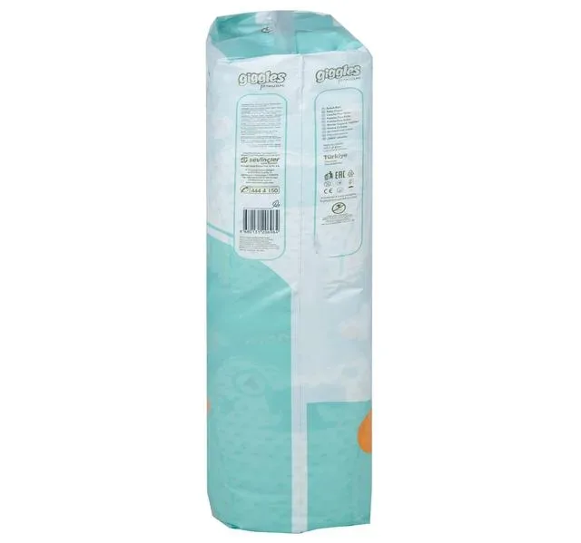 Giggles Premium Baby Diaper Maxi Size 4 7-18 kg 54 pcs hover image