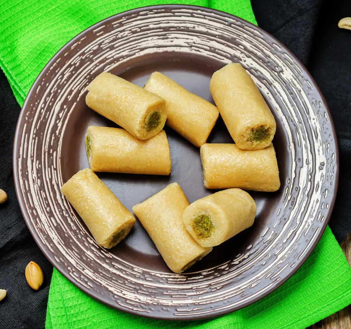 Kaju Pista Roll 250g